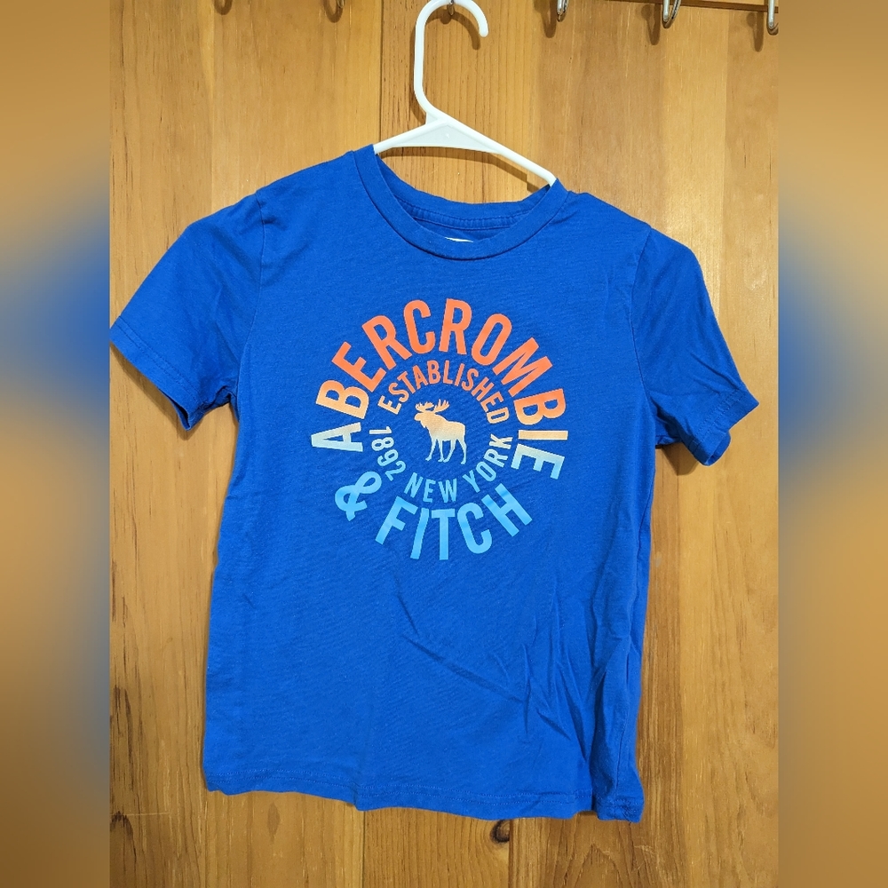 Abercrombie & Fitch tee